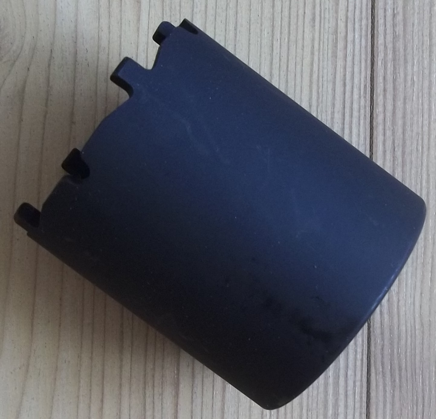 Radnabenschlüssel vorne